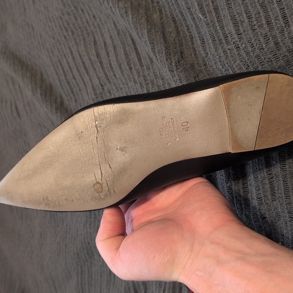 Valentino Garavani Flats Size 8.5 - Made In Italy! (1300 Retail) - Picture 4 of 5